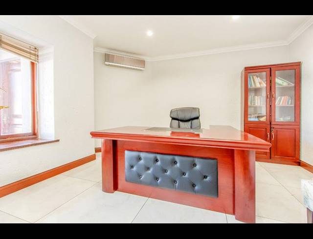 5 BEDROOM PROPERTY TO RENT IN DAINFERN GOLF ESTATE